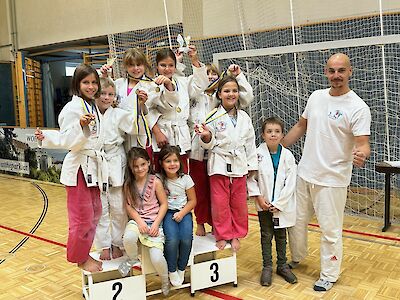 Titelbild von Kaumbergs Judo-Nachwuchs triumphiert bei Turnier in Baden