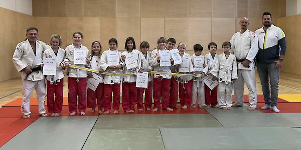 Erfolgreiche Judoprüfung der Kaumberger Nachwuchs-Judokas